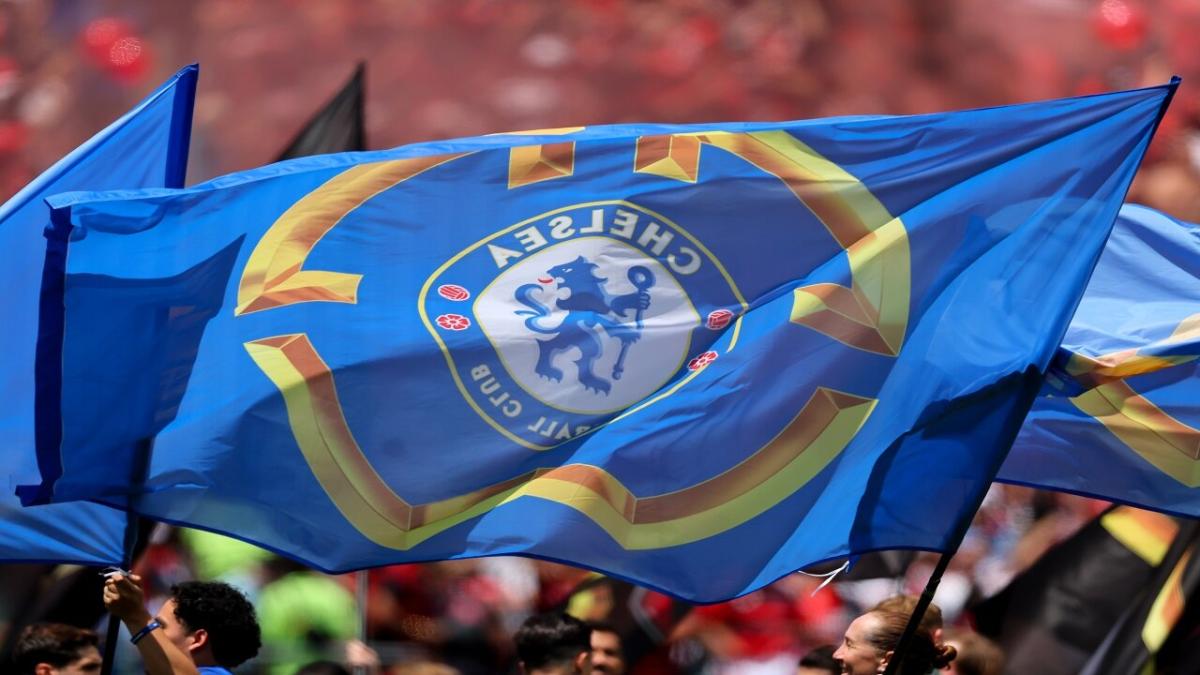 Chelsea fans' flag